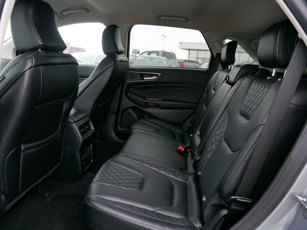Certified 2024 Ford Edge Titanium image 11