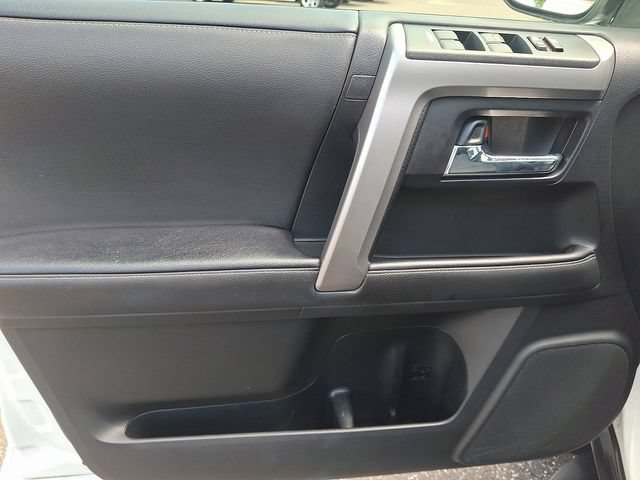 Used 2020 Toyota 4Runner SR5 Premium w/ Moonroof Package AWD/4WD image 12
