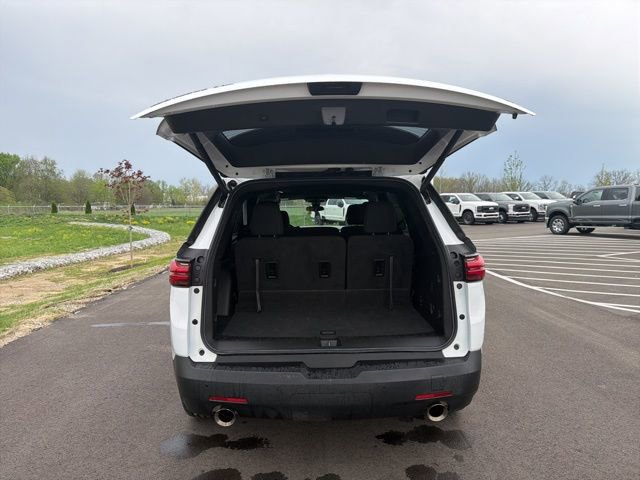 Used 2023 Chevrolet Traverse LT image 13