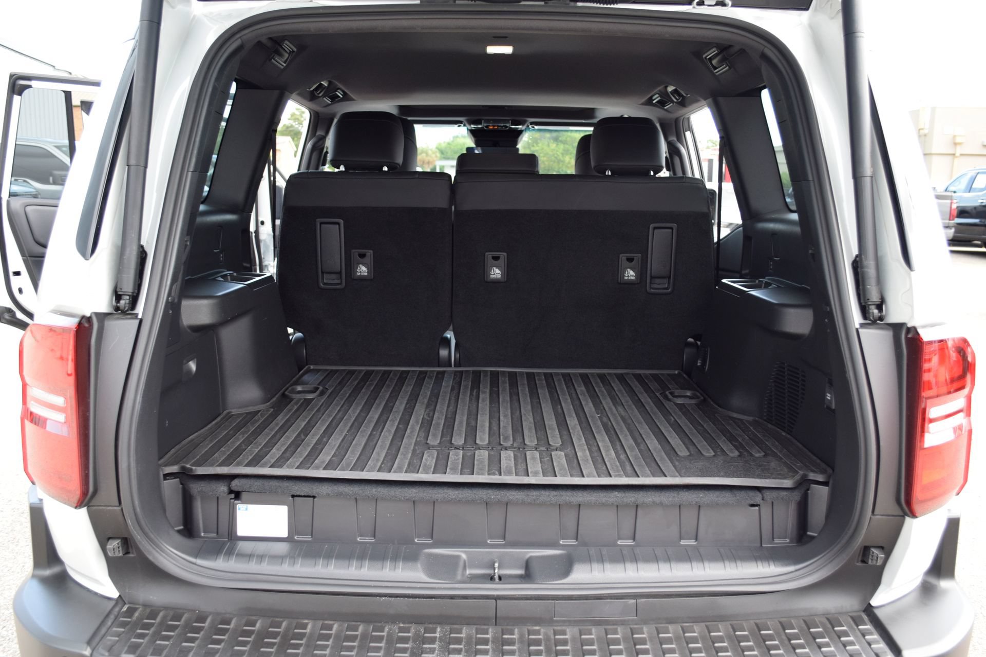 Used 2025 Toyota Land Cruiser AWD/4WD image 19