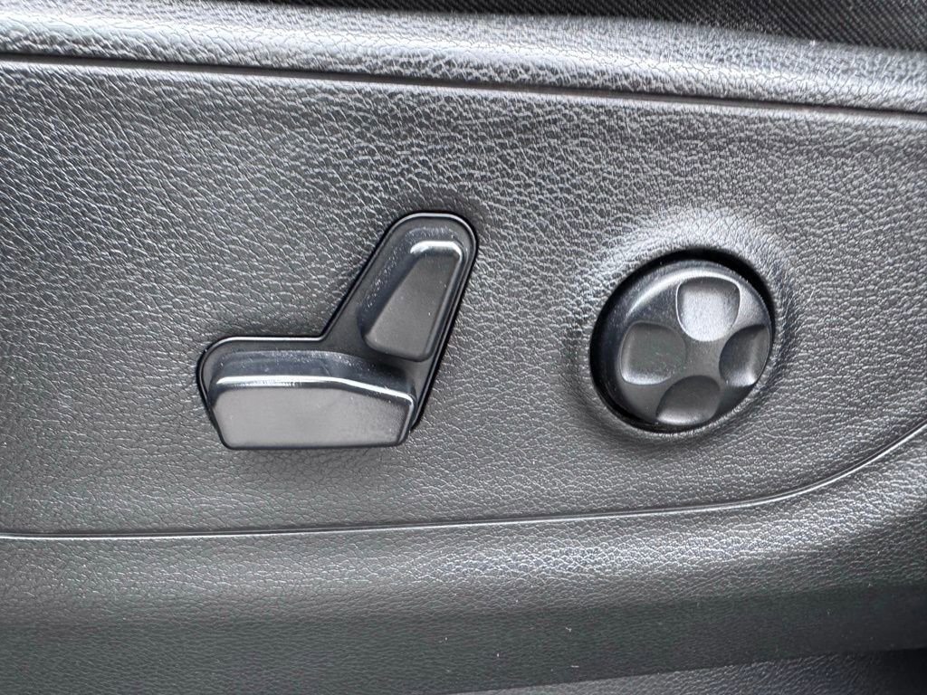 Used 2019 RAM 1500 Big Horn image 26