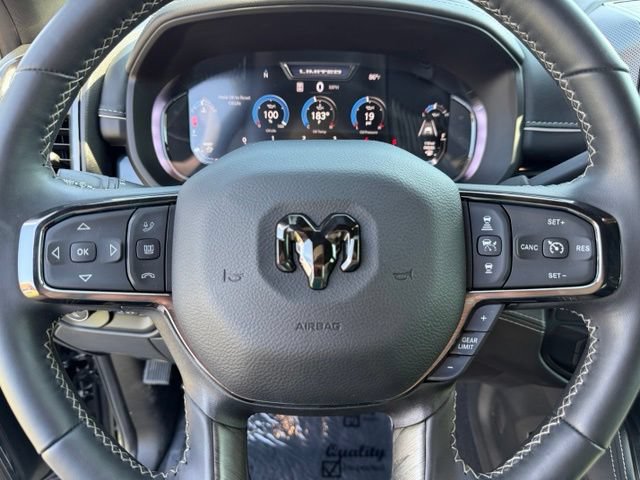 Used 2025 RAM 2500 Limited AWD/4WD image 14