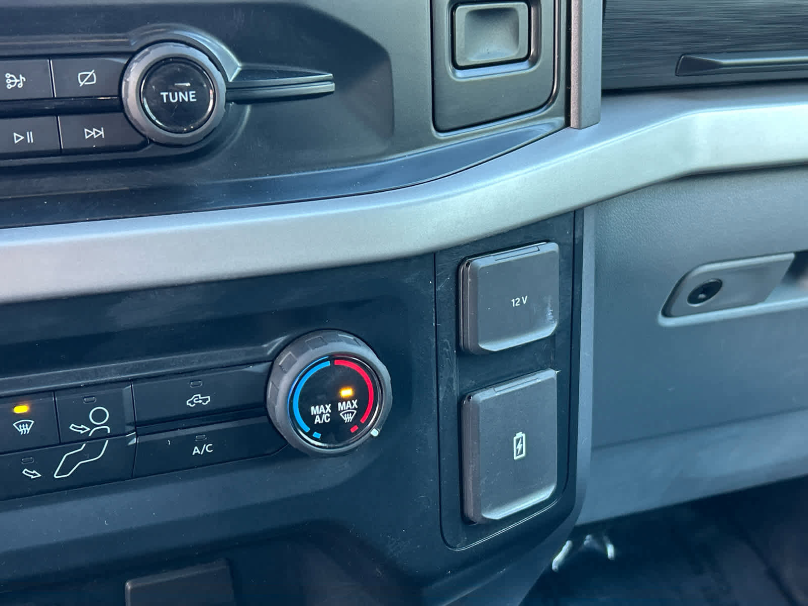 Certified 2023 Ford F150 XLT w/ Trailer Tow Package image 34