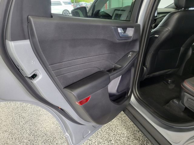 Certified 2024 Ford Escape ST-Line w/ Tech Pack #1 AWD/4WD image 19