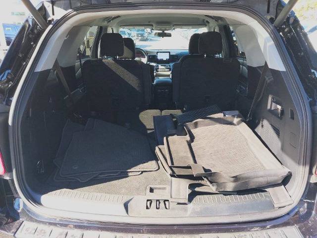Certified 2023 Ford Explorer XLT RWD image 26