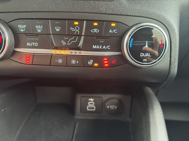 Certified 2025 Ford Escape ST-Line Select image 31