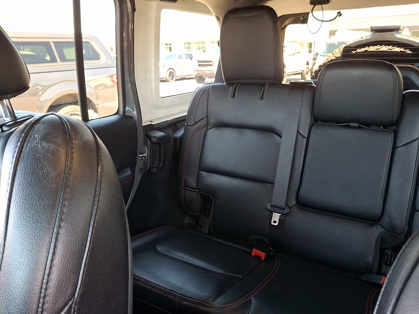Used 2020 Jeep Wrangler Unlimited Rubicon AWD/4WD image 17