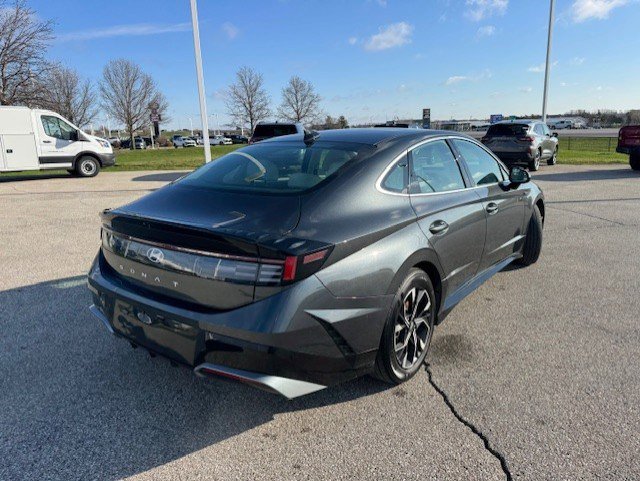 Used 2025 Hyundai Sonata SEL FWD image 9