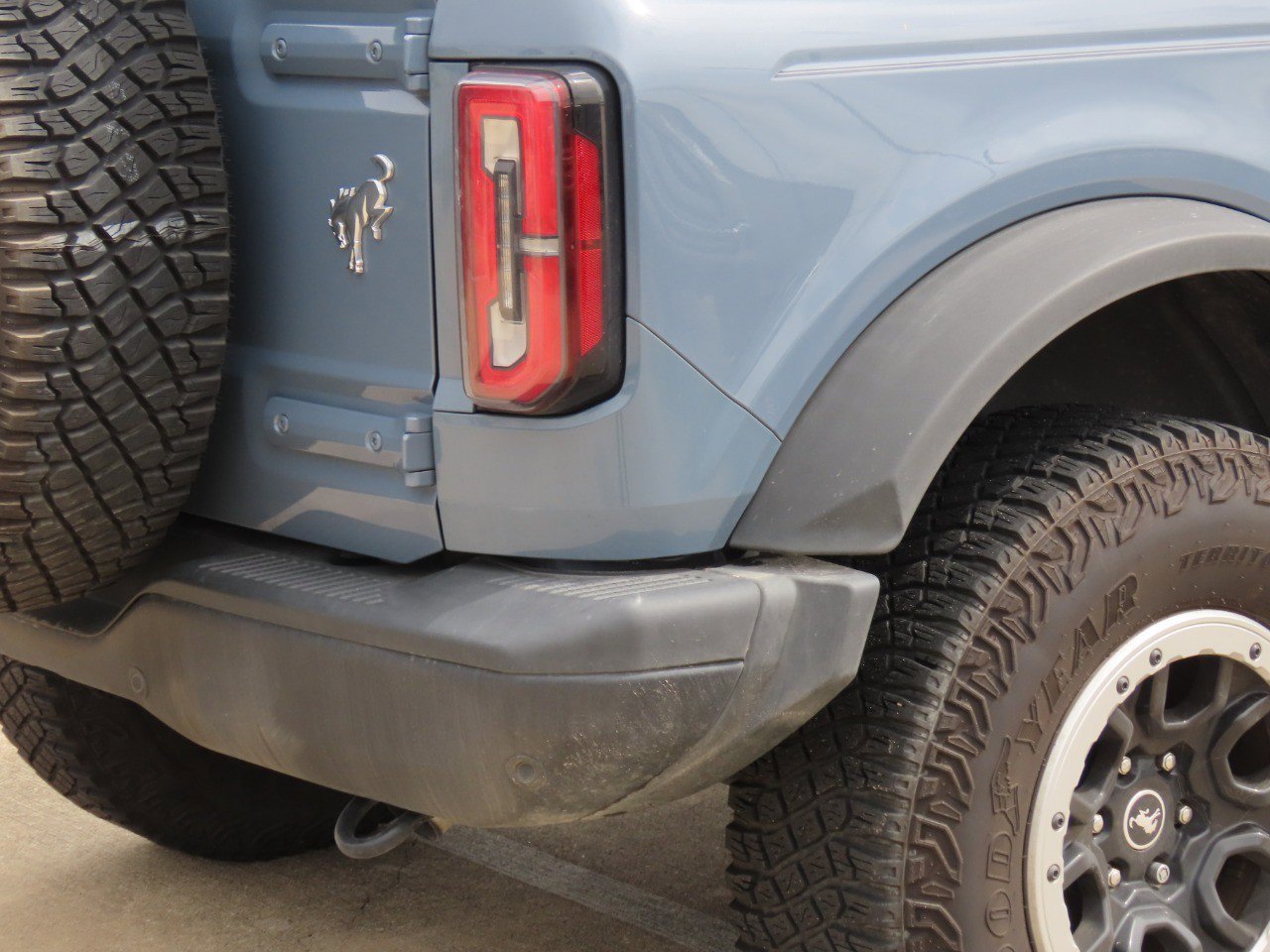 Certified 2023 Ford Bronco Badlands w/ Sasquatch Package AWD/4WD image 11