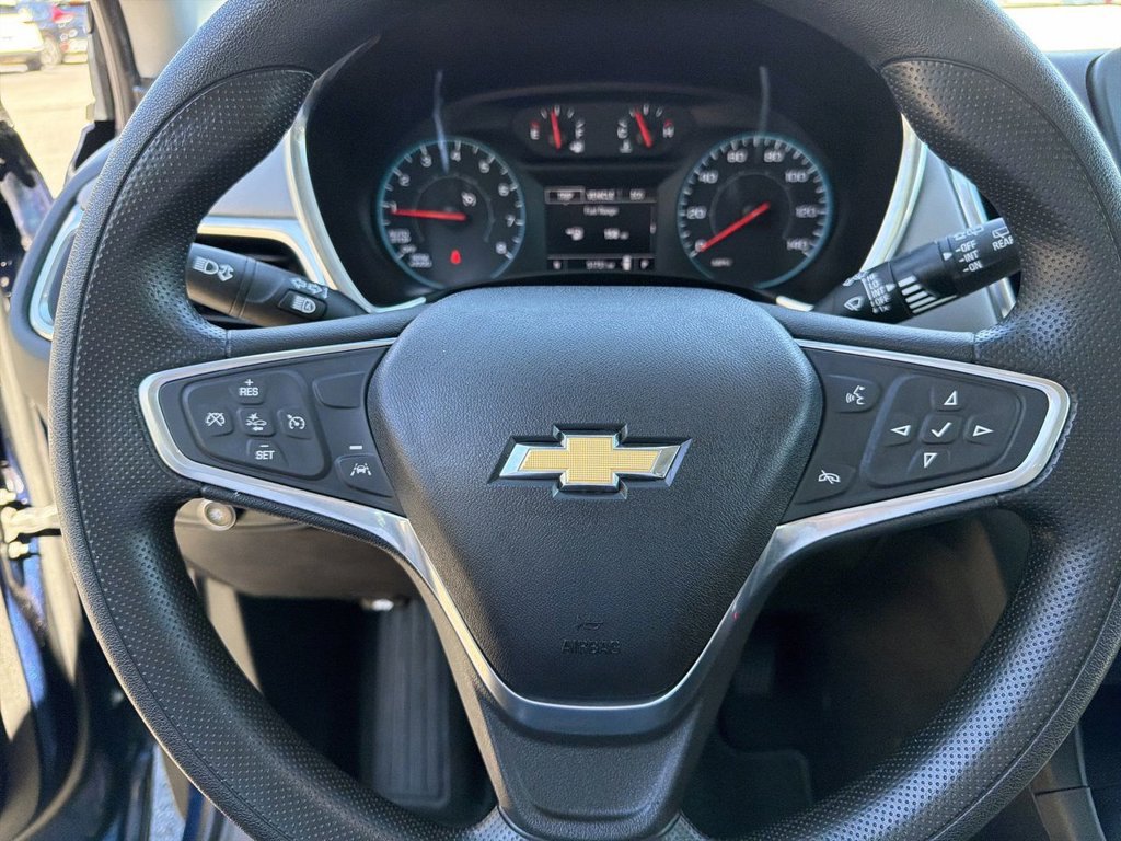 Used 2022 Chevrolet Equinox LS FWD image 13