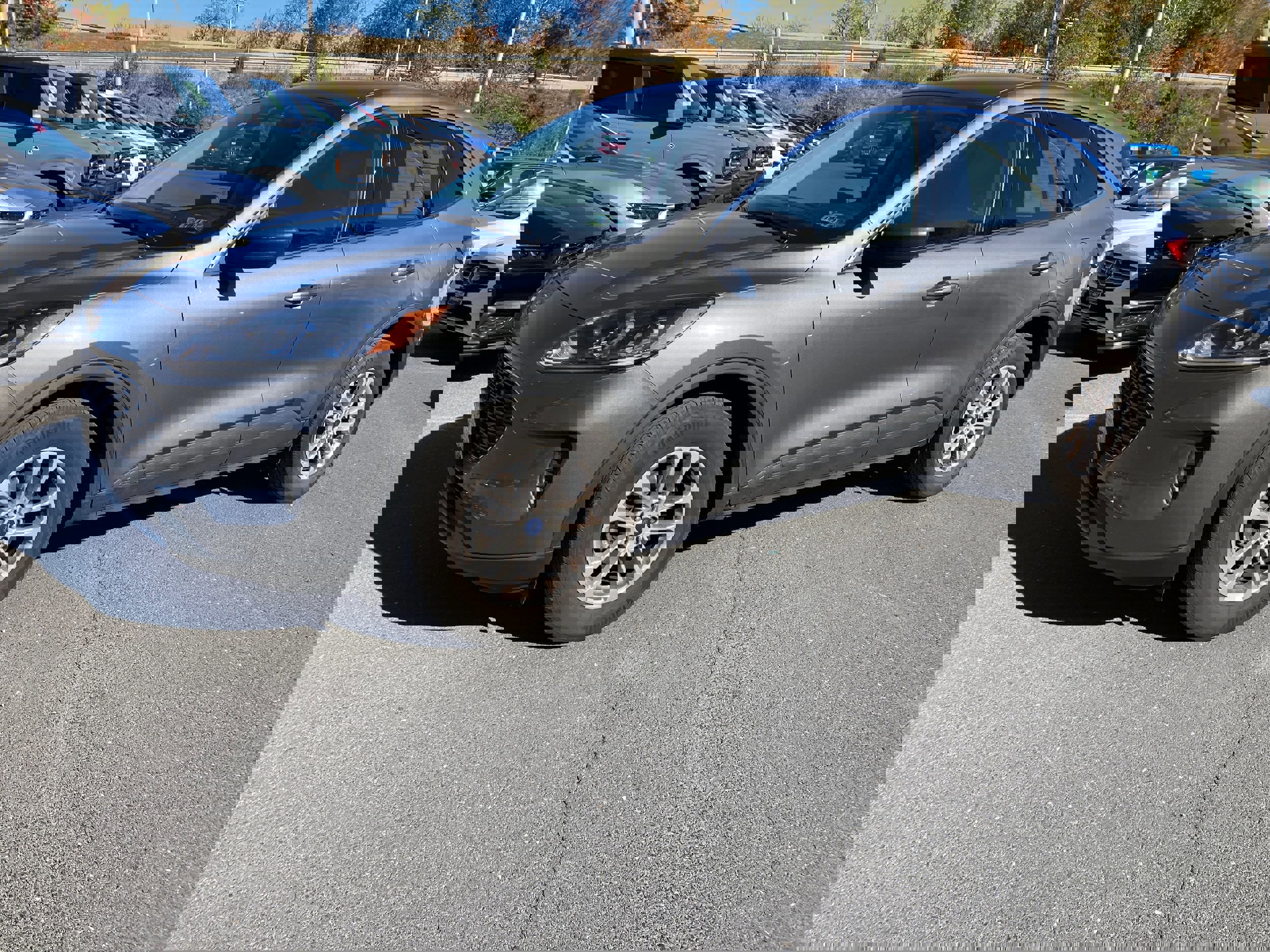 Certified 2022 Ford Escape SE w/ Convenience Package image 2