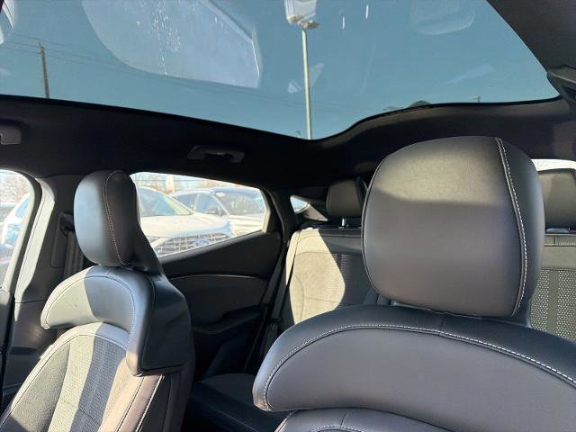 Certified 2025 Ford Mustang Mach-E GT image 28