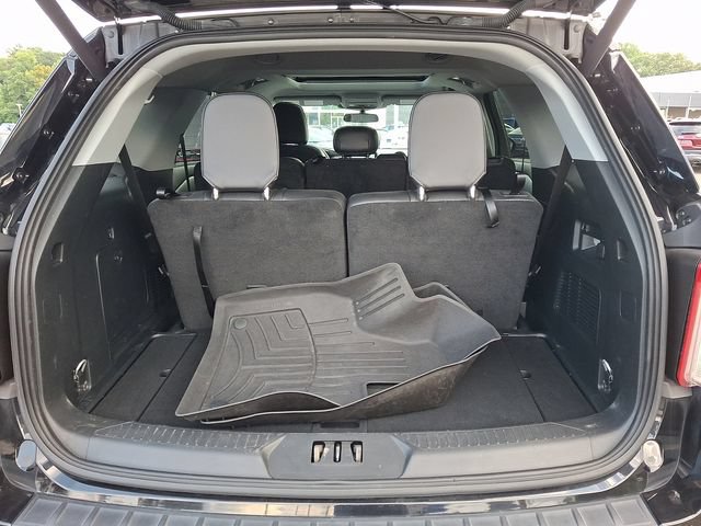Certified 2024 Ford Explorer XLT w/ Equipment Group 202A AWD/4WD image 28