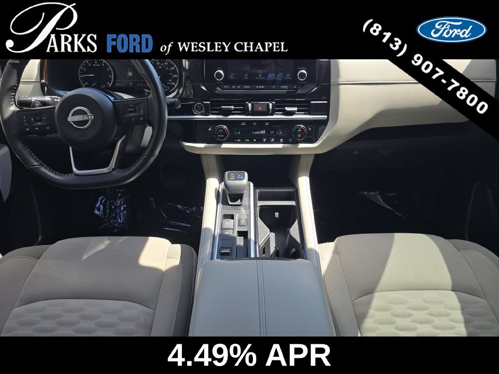 Used 2022 Nissan Pathfinder SV FWD image 11