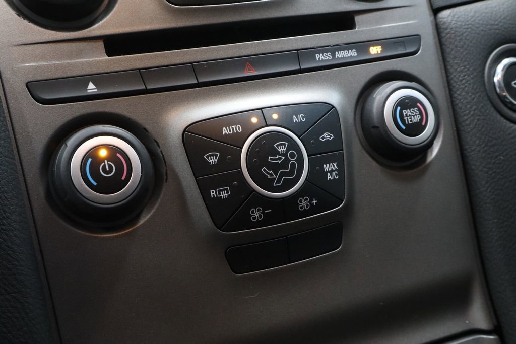 Certified 2018 Ford Taurus SEL image 30