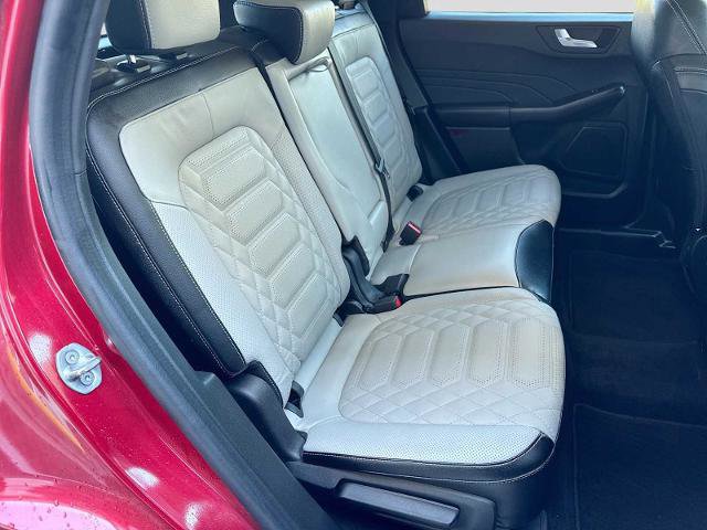 Certified 2023 Ford Escape SE w/ PHEV Premium Package FWD image 16