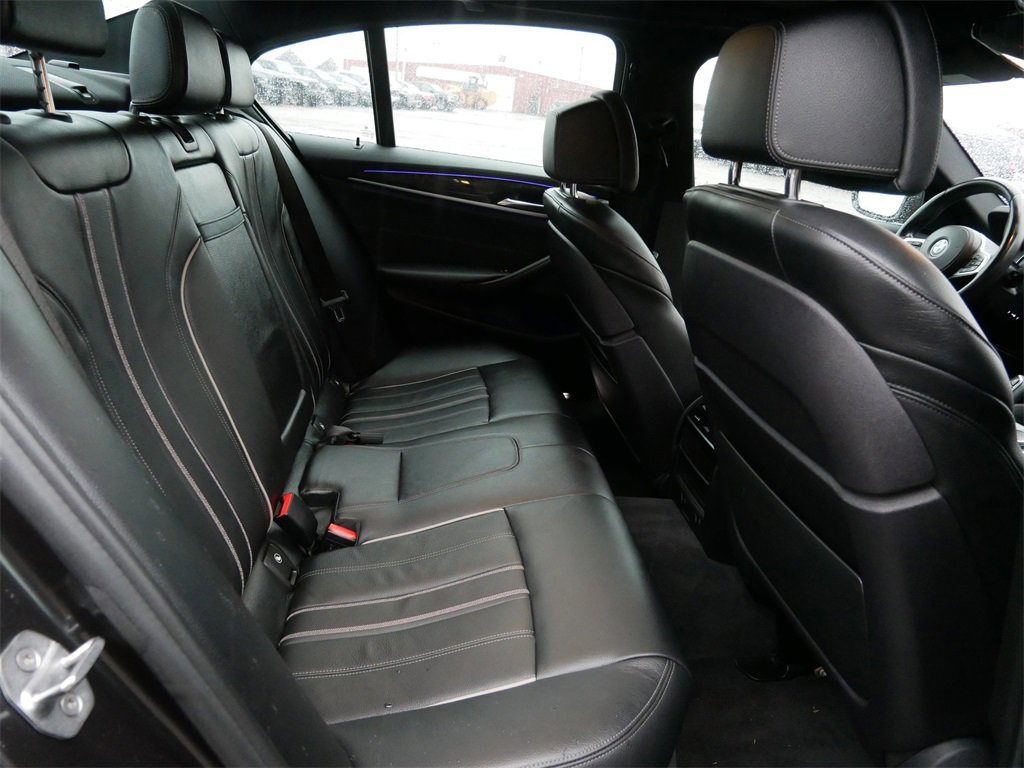 Used 2018 BMW 540i xDrive image 9