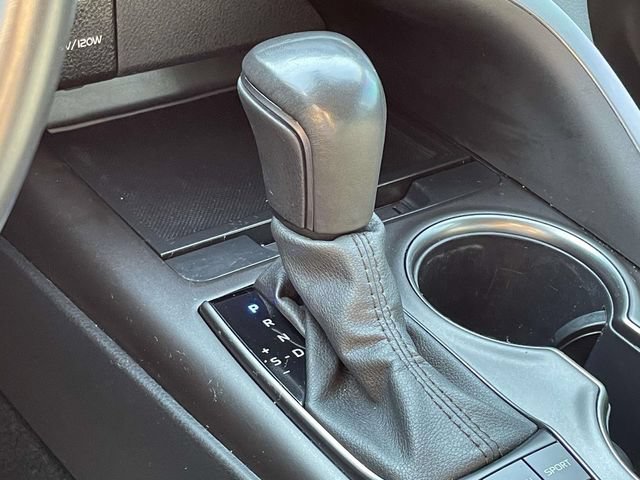 Used 2024 Toyota Camry SE w/ Convenience Package FWD image 28