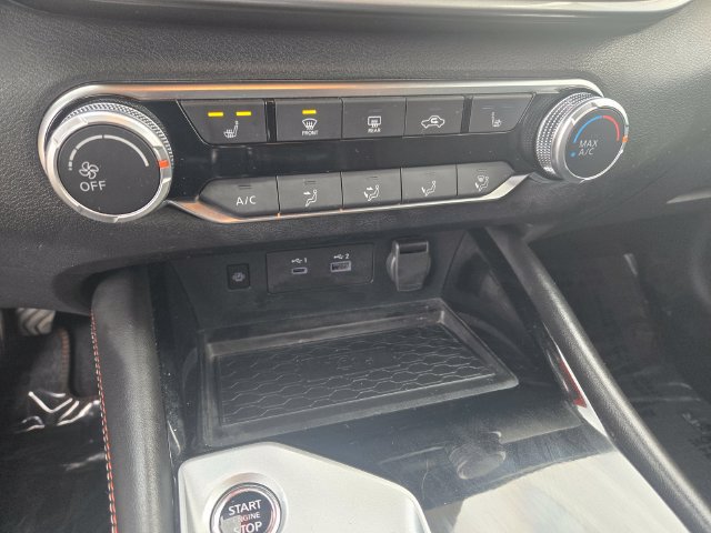 Used 2024 Nissan Altima 2.5 SR w/ SR Premium Package FWD image 15
