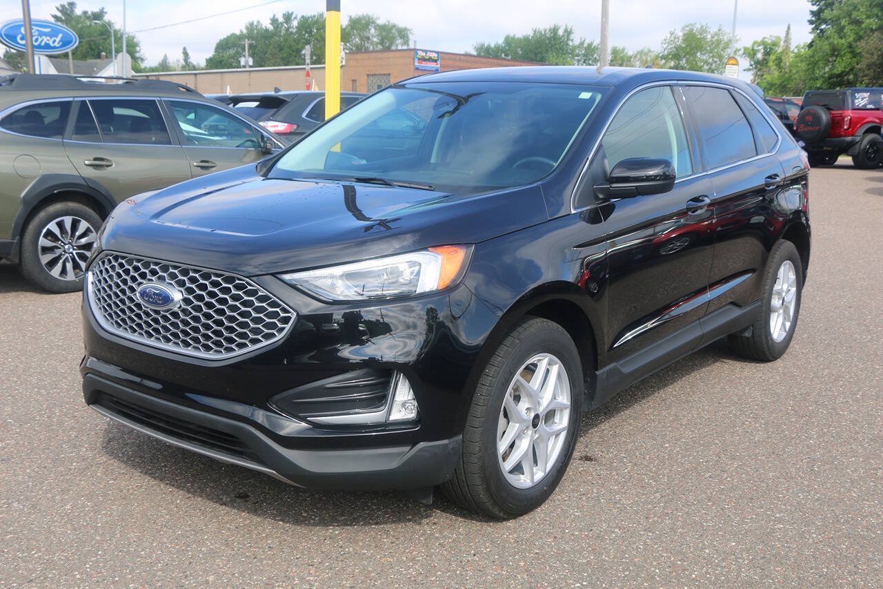 Certified 2024 Ford Edge SEL w/ Convenience Package AWD/4WD image 9