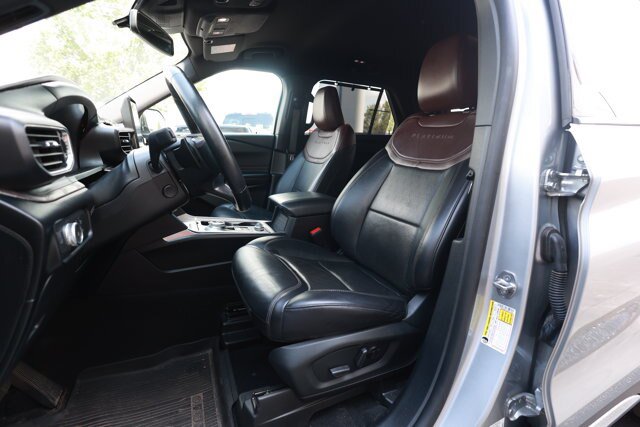 Certified 2021 Ford Explorer Platinum w/ Equipment Group 601A AWD/4WD image 13