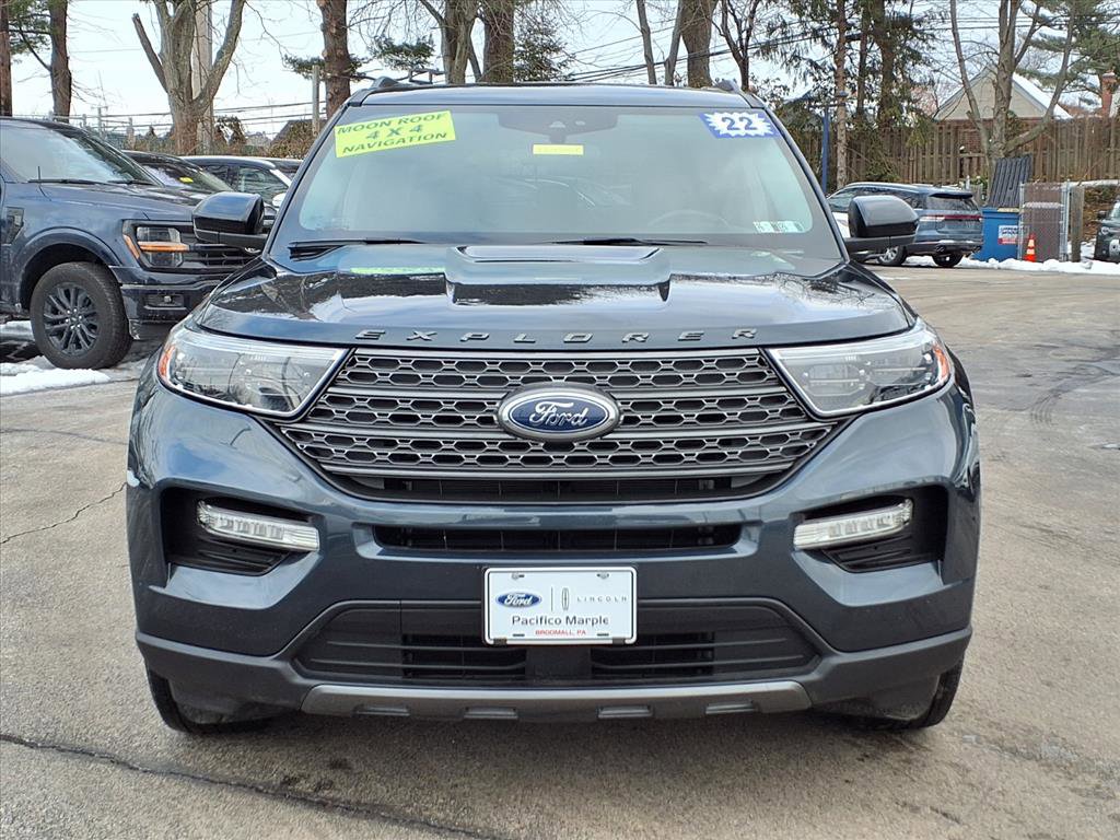 Certified 2022 Ford Explorer XLT w/ Equipment Group 202A image 9