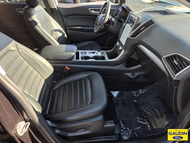 Certified 2024 Ford Edge SEL w/ Convenience Package AWD/4WD image 16