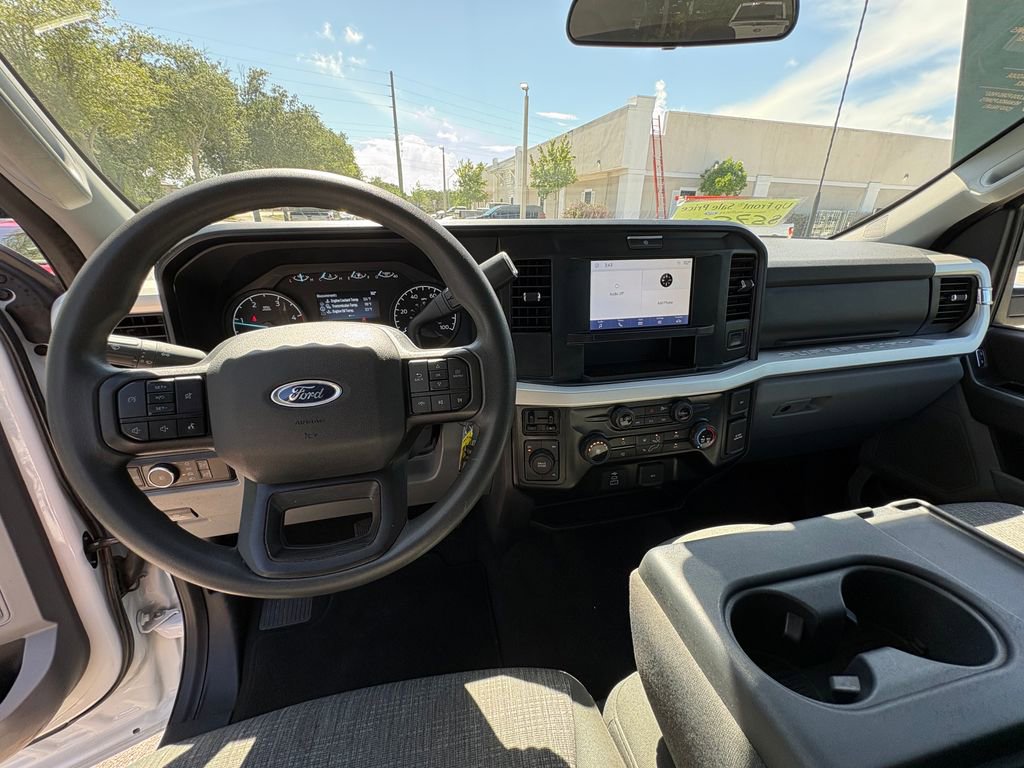 Certified 2025 Ford F250 XLT AWD/4WD image 8