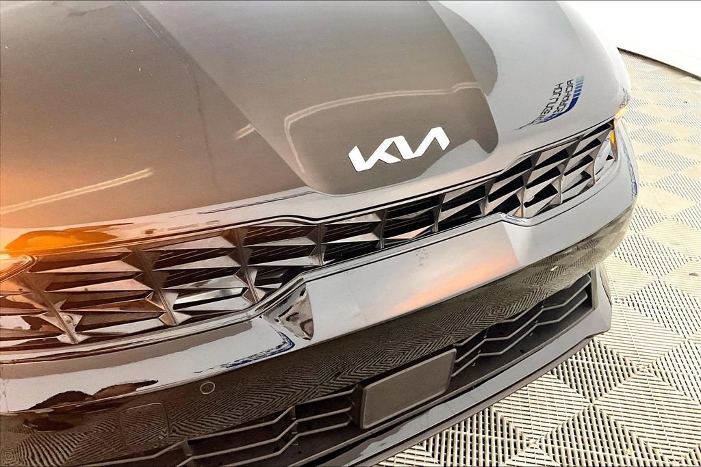 Used 2025 Kia K5 LXS FWD image 23