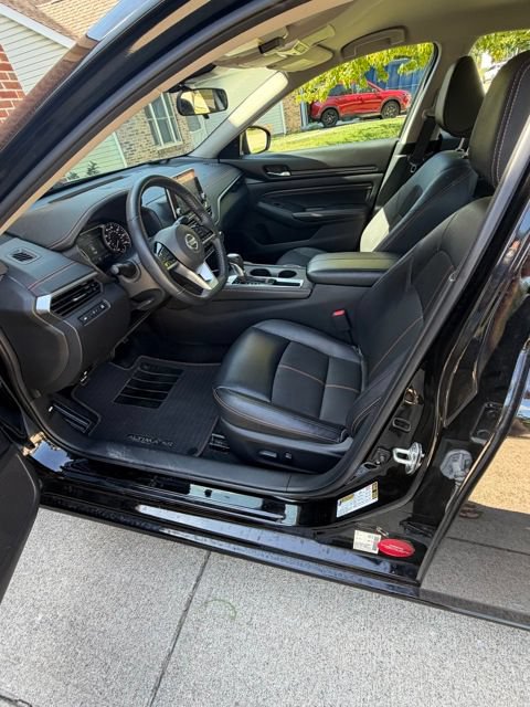 Used 2020 Nissan Altima 2.5 SR FWD image 5