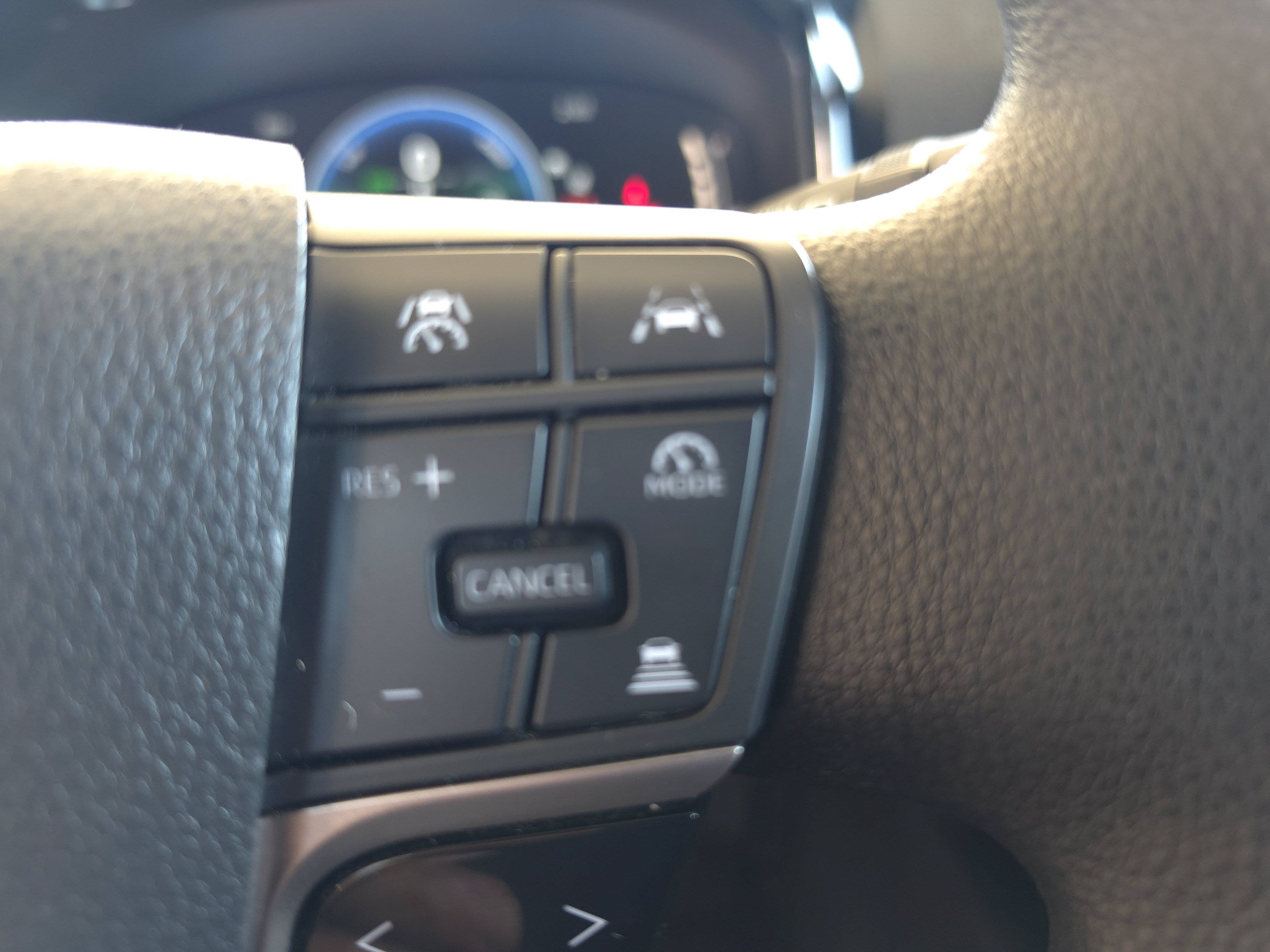 Used 2025 Toyota Camry LE FWD image 17