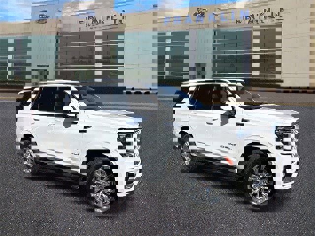 Used 2023 GMC Yukon Denali image 1