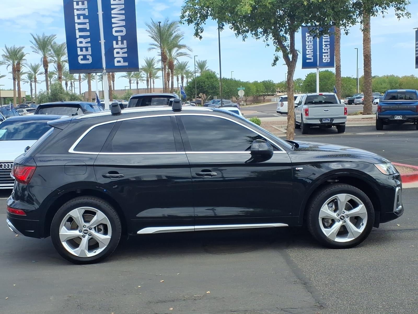 Used 2022 Audi Q5 2.0T Premium Plus w/ Premium Plus Package AWD/4WD image 3