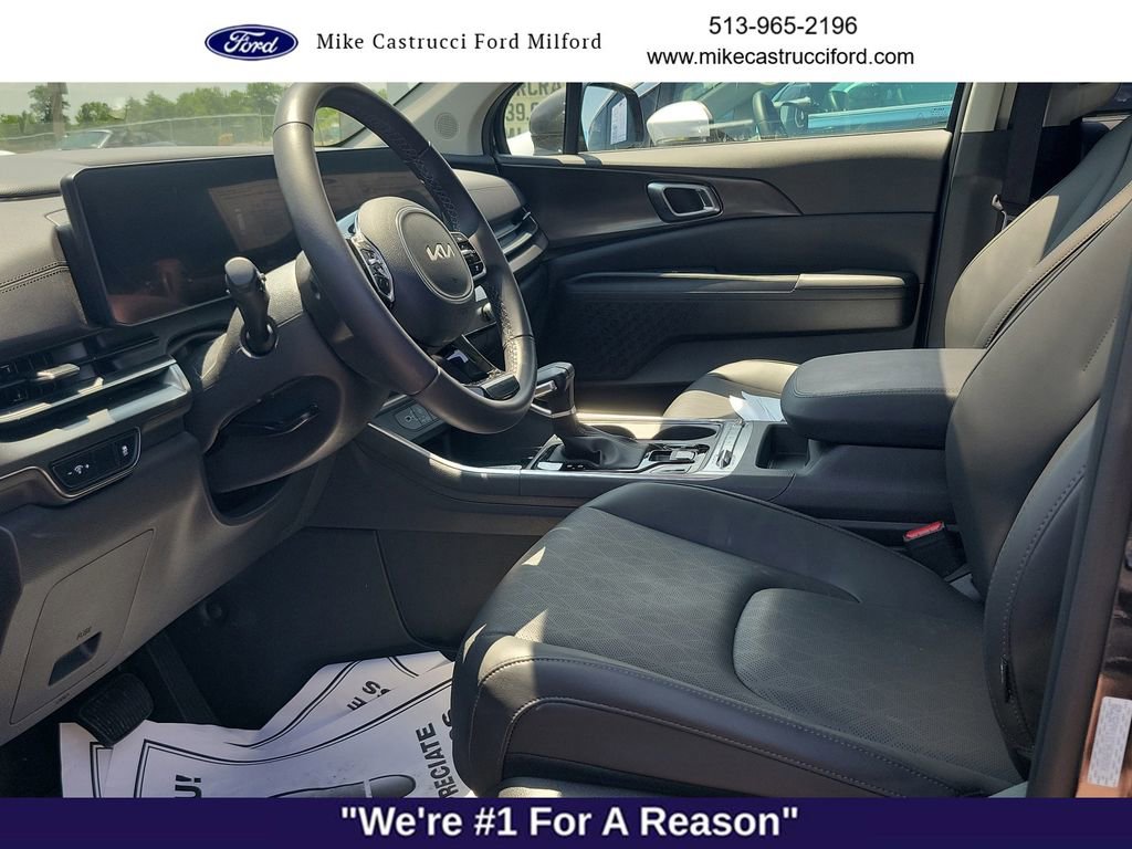 Used 2026 Kia Carnival SX w/ SX Dark Edition Package FWD image 24
