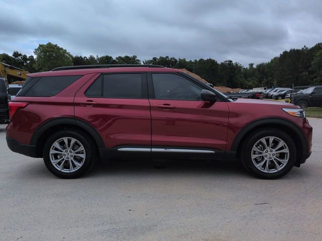 Certified 2023 Ford Explorer XLT w/ Equipment Group 202A RWD image 3