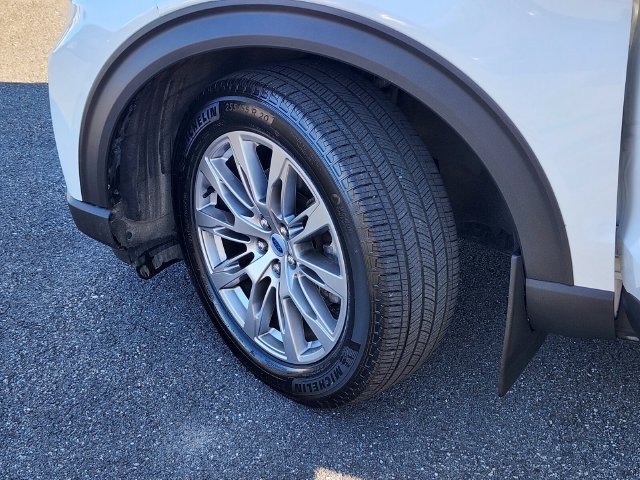 Certified 2025 Ford Explorer Active w/ Active Comfort Package AWD/4WD image 35