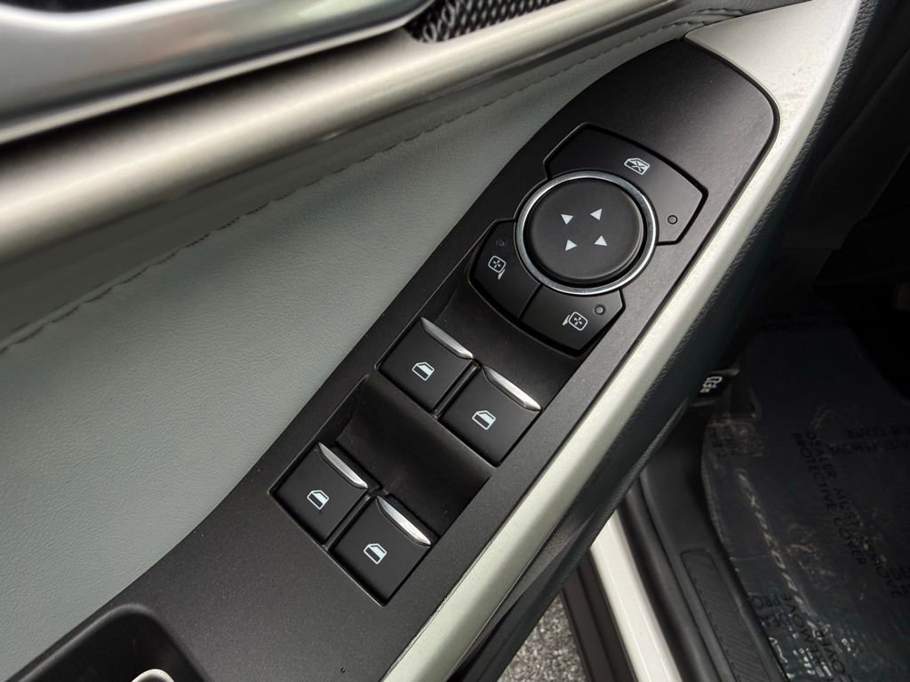 Certified 2023 Ford Explorer XLT w/ Equipment Group 202A image 13