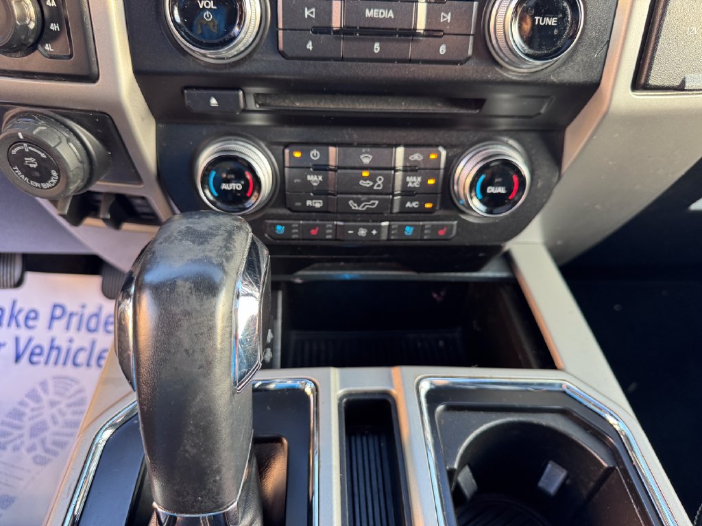 Certified 2019 Ford F150 Lariat w/ Equipment Group 502A Luxury AWD/4WD image 24
