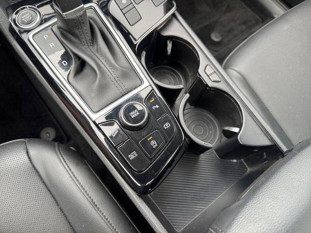 Used 2025 Kia Sportage EX w/ Premium Package FWD image 22