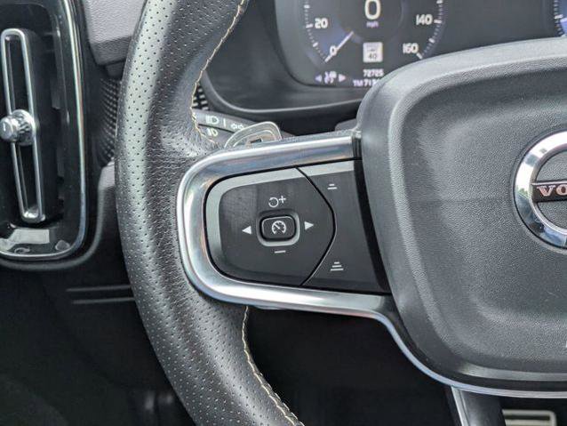 Used 2019 Volvo XC40 T5 R-Design AWD/4WD image 15