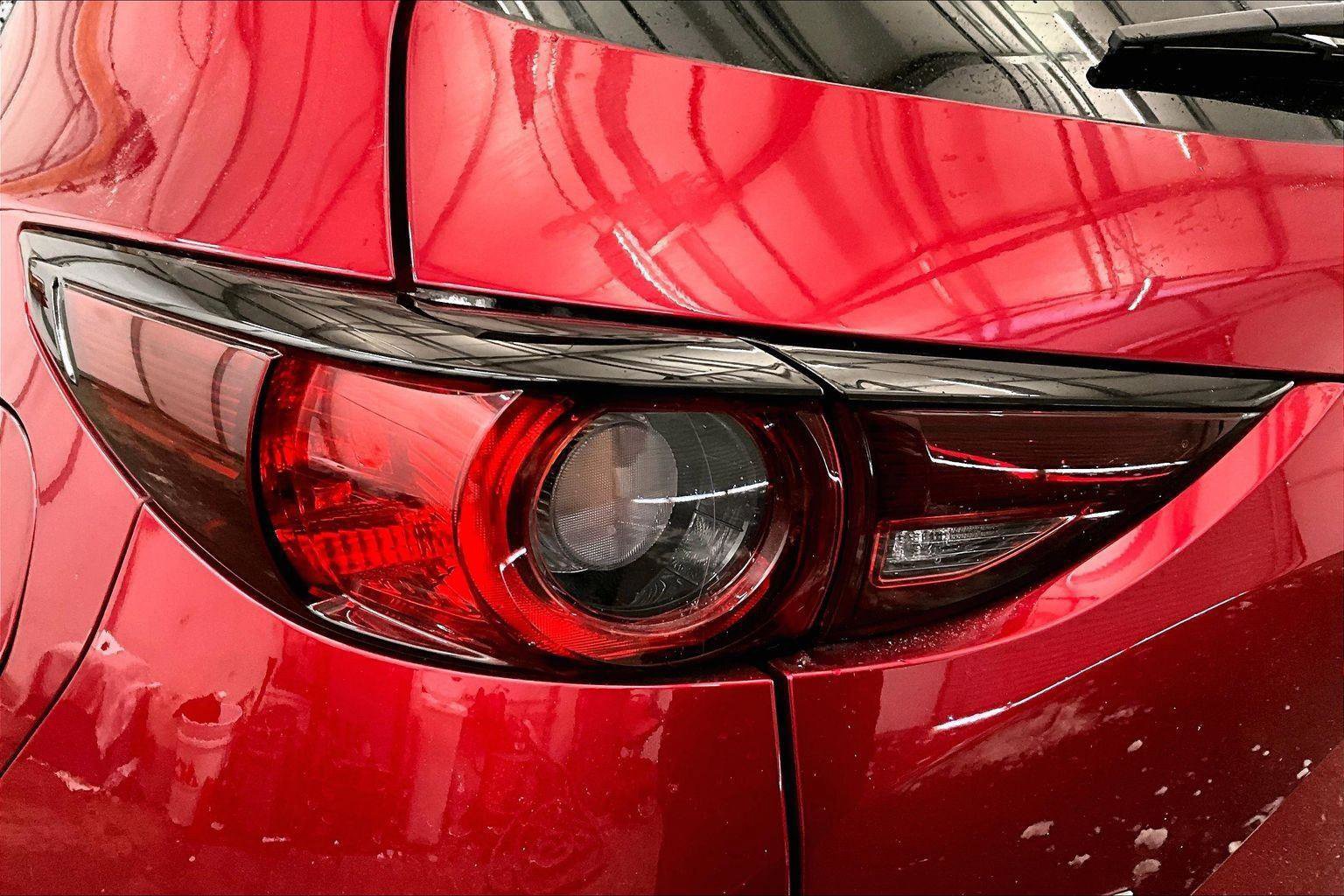 Used 2020 MAZDA CX-5 Touring image 28