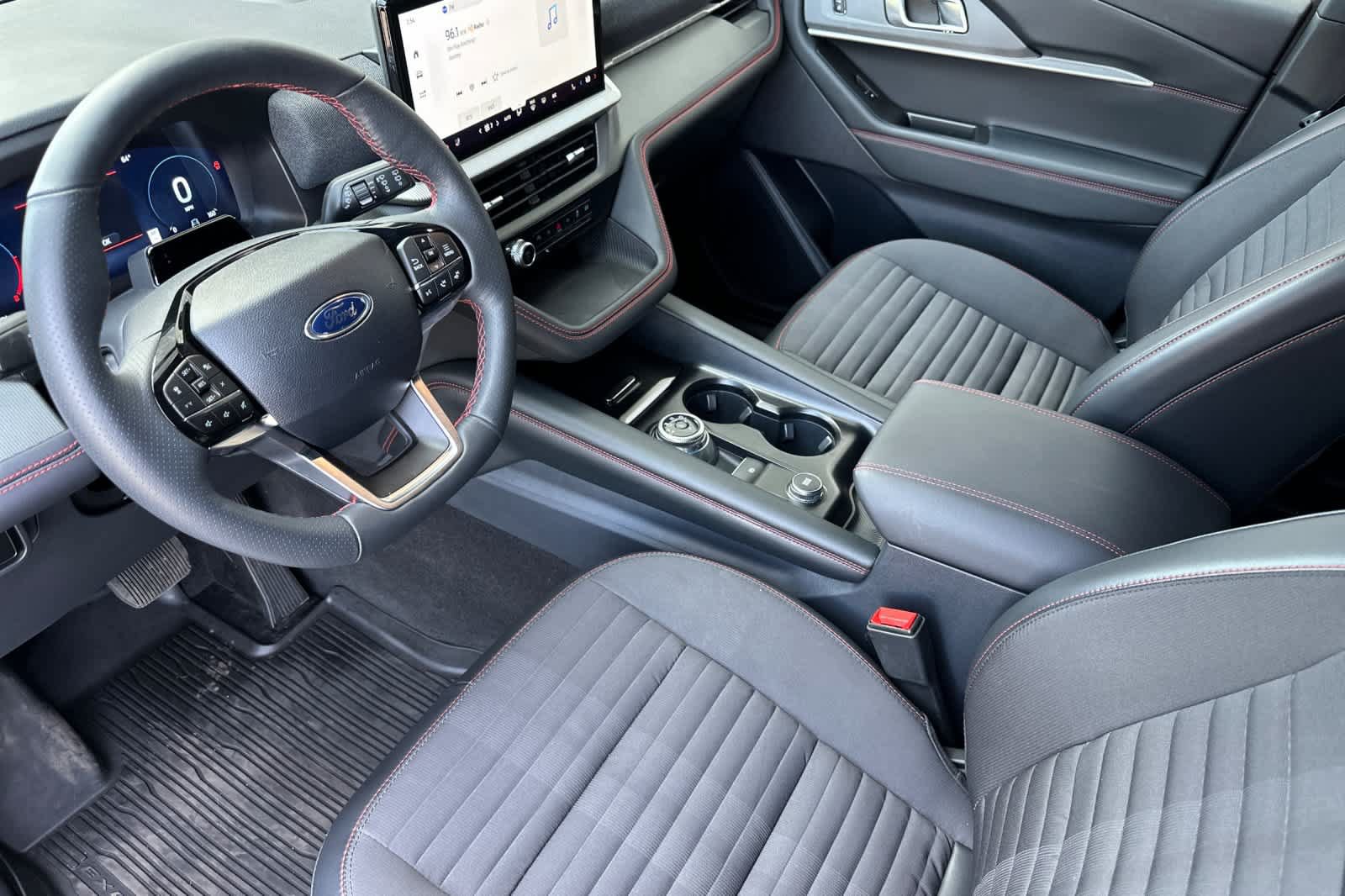 Certified 2025 Ford Explorer ST-Line AWD/4WD image 11