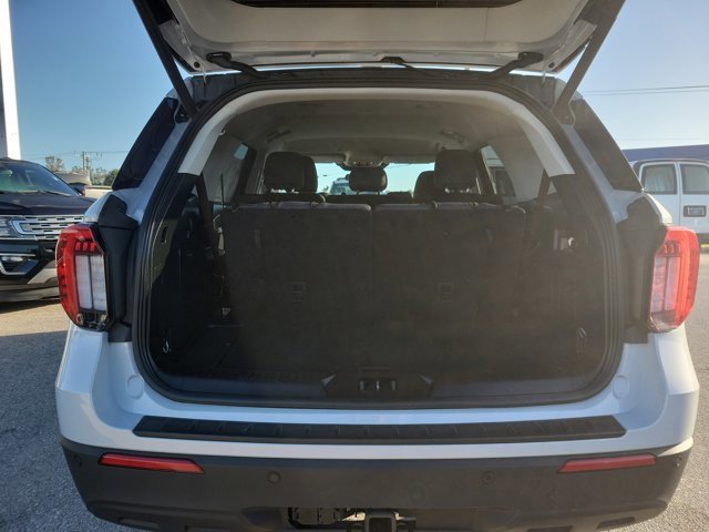 Certified 2025 Ford Explorer Active image 12