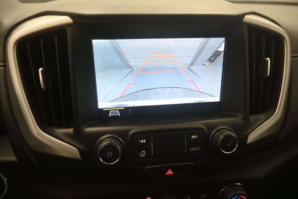 Used 2020 GMC Terrain SLE w/ Driver Convenience Package FWD image 4