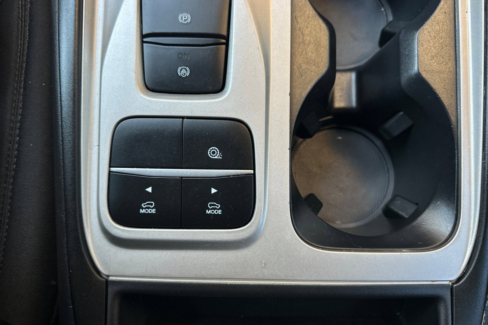 Certified 2022 Ford Explorer XLT image 30