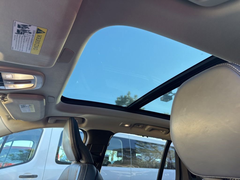 Used 2023 Volvo XC90 B6 Ultimate w/ Protection Package Premier image 10