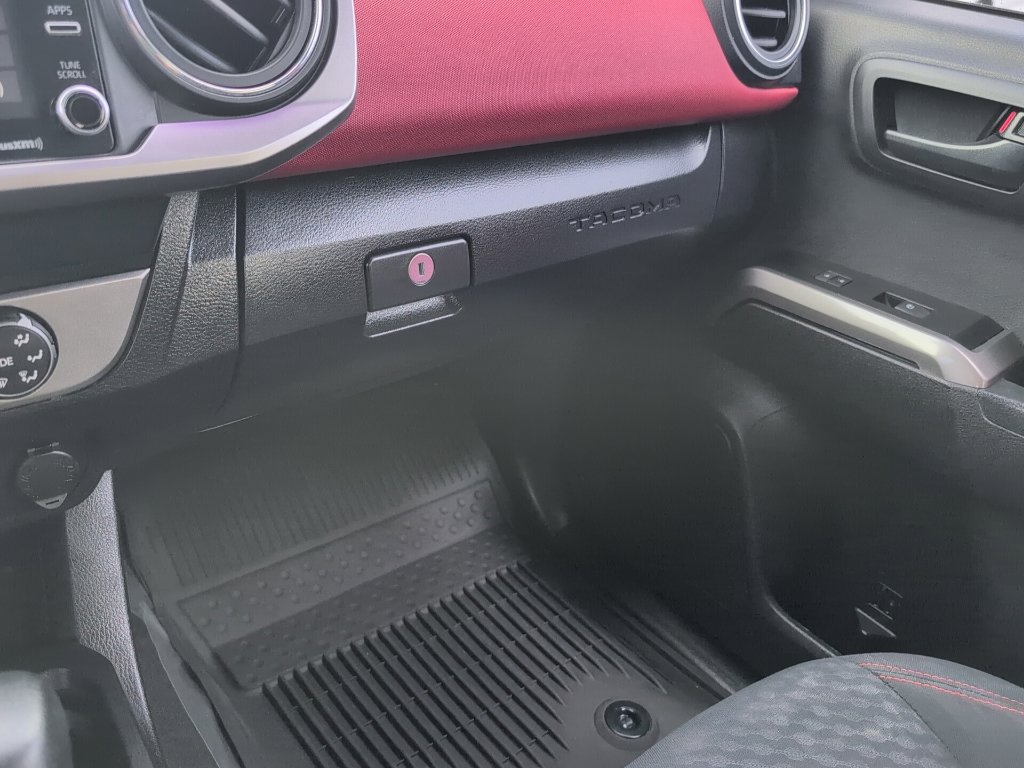 Used 2023 Toyota Tacoma SR5 RWD image 21