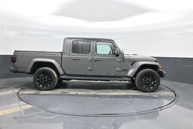 Used 2022 Jeep Gladiator Overland AWD/4WD image 9