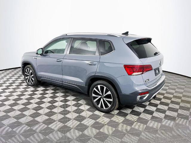 Used 2023 Volkswagen Taos SE AWD/4WD image 5