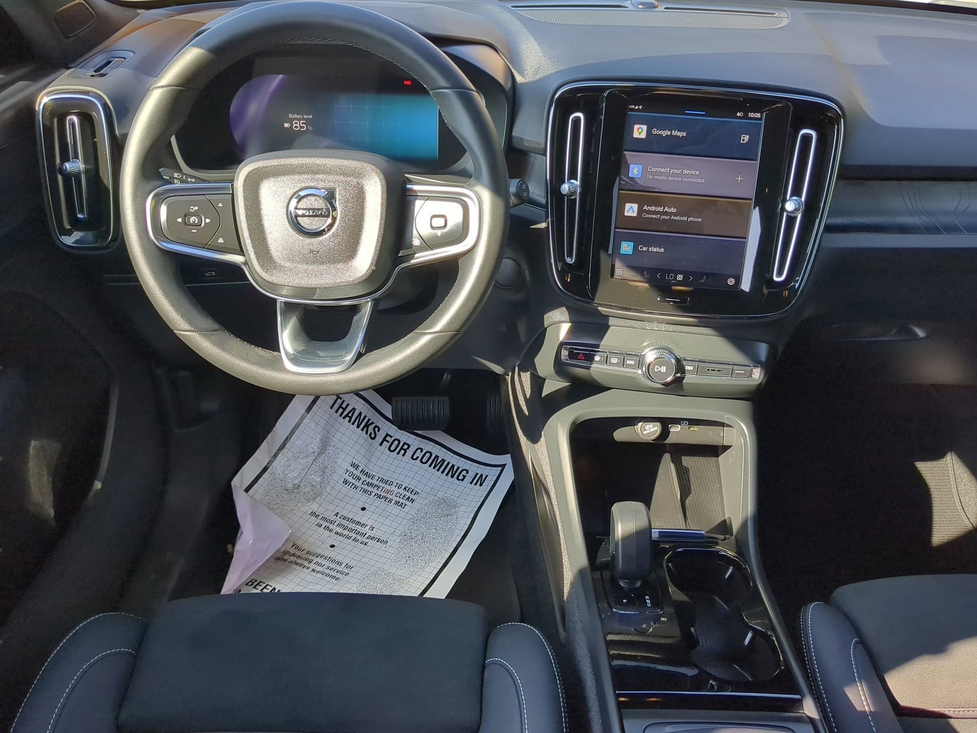 Used 2023 Volvo XC40 Recharge Plus image 43